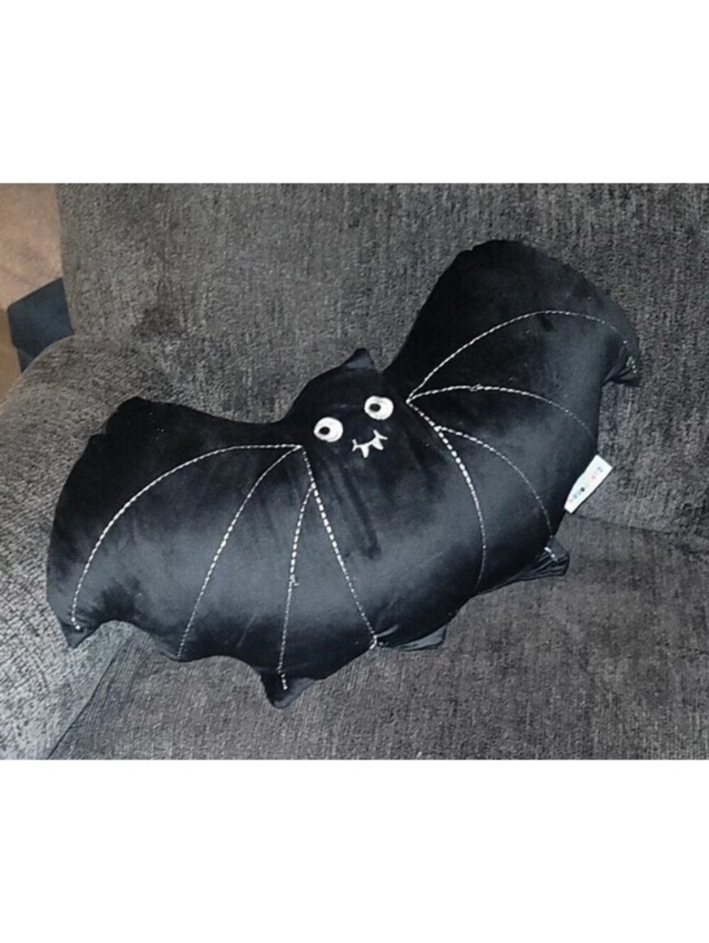 NOVOGRATZ HALLOWEEN CUTE BLACK BAT 🦇 THROW PILLOW 20" x 10"
